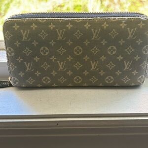 Authentic Louis Vuitton cloth wallet
